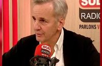 Bernard de la Villardière s'en prend aux "gens qui pleurnichent" : son avis tranché sur la réforme des retraites
