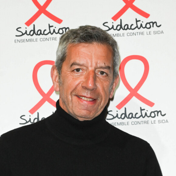 Michel Cymes - Soirée de lancement du Sidaction 2022 à la salle Wagram à Paris le 7 mars 2022. © Coadic Guirec/Bestimage