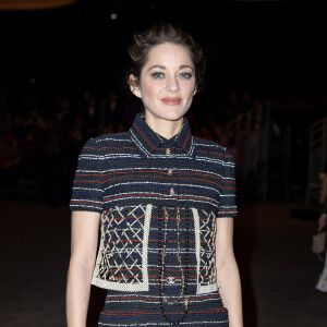 Marion Cotillard - Front Row au deuxième défilé de mode Haute-Couture Chanel au Grand Palais Éphémère lors de la Fashion Week Printemps-été 2023 de Paris, France, le 24 janvier 2023. © Olivier Borde/Bestimage 