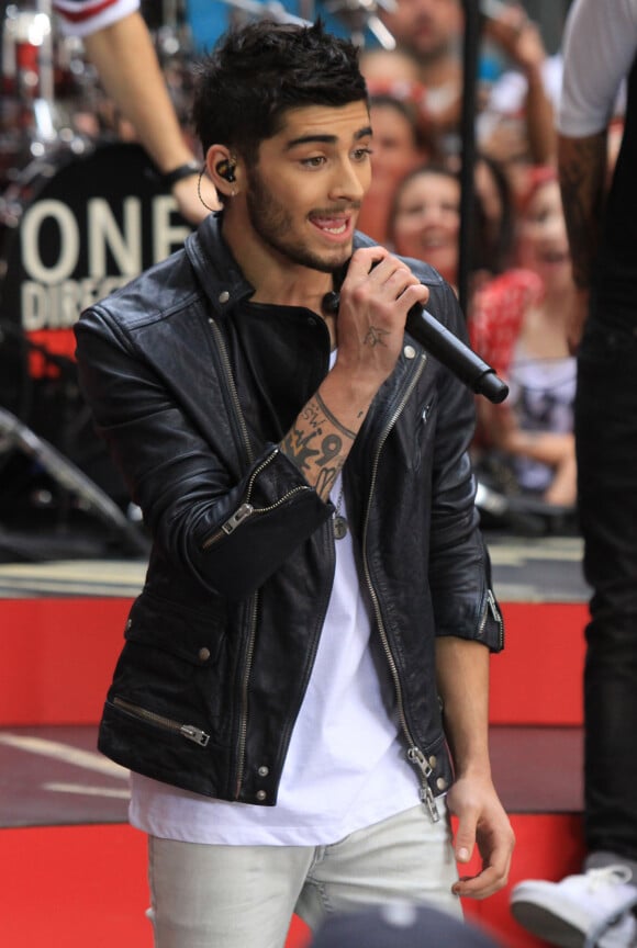 Zayn Malik des One Direction a donné un concert sur le plateau de l'emission "Today" au Rockefeller Center à New York, le 23 aout 2013.