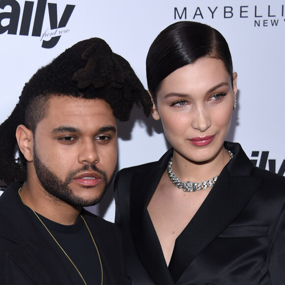 The Weeknd et sa compagne Bella Hadid au photocall des Los Angeles Fashion Awards 2016 à l'hôtel Sunset Tower le 20 mars 2016. © Lisa O'Connor via ZUMA Wire / Bestimage