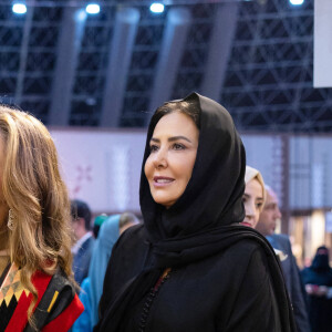 La reine Rania de Jordanie assiste à l'inauguration de la 22ème Foire "Bisat Al Reeh" à Djeddah en Arabie Saoudite le 27 mars 2023. 