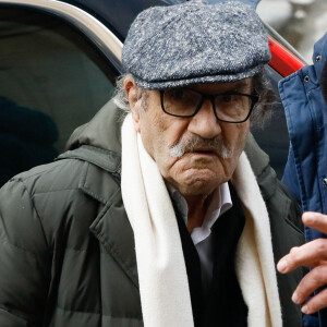 Beaucoup de monde a fait le déplacement ce vendredi pour les obsèques de Marion Game, dont Gérard Hernandez.
Gérard Hernandez - Obsèques de Marion Game en l'église Saint Roch à Paris. © Christophe Clovis / Bestimage