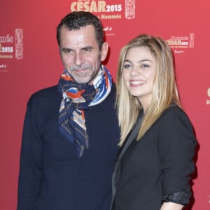 Eric Lartigau, nommé dans la catégorie Meilleur Scénario Original pour le film "La Famille Bélier" et Louane Emera, nommée dans la catégorie Meilleur Espoir Féminin dans le film "La Famille Bélier" au déjeuner des nommés aux César 2015 au Fouquet's à Paris, le 7 février 2015. 