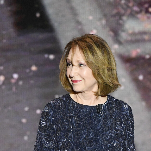 Nathalie Baye sur scène lors de la 46ème cérémonie des César à l'Olympia à Paris le 12 mars 202. © Dominique Charriau/ Pool / Bestimage 