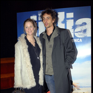 Elle a eu aussi une deuxième fille avec le photographe Guillaume Bounaud.
Natacha Régnier, enceinte de sa deuxième fille, et Guillaume Bounaud à Paris en 2008