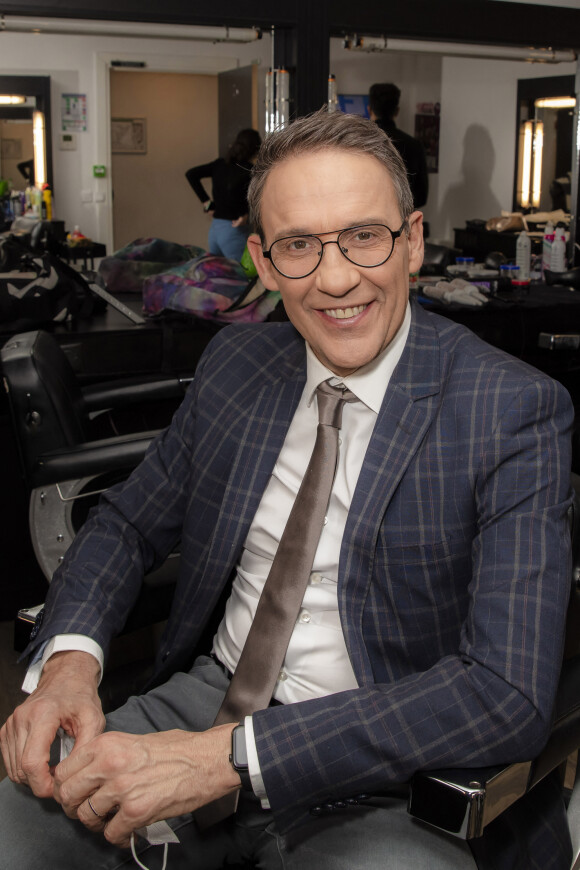 Exclusif - Julien Courbet - Backstage de l'enregistrement de l'émission "Touche Pas à Mon Poste (TPMP)", présentée par Cyril Hanouna et diffusée sur C8 le 14 décembre 2020 © Jack Tribeca / Bestimage 