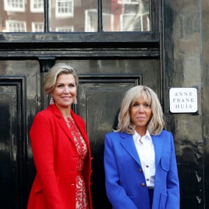 Les deux femmes se sont retrouvées devant la maison d'Anne Frank
Le Première Dame française Brigitte Macron et la reine Maxima des Pays-Bas visitent la Maison d'Anne Frank dans le cadre de la visite d'État du couple présidentiel français aux Pays-Bas, Jour 2, à Amsterdam, Pays-Bas, le 12 avril 2023. © Dominique Jacovides/Bestimage 