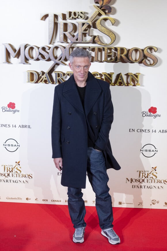 En promotion pour Les Trois Mousquetaires - D'Artagnan, il est revenu sur ce sujet en interview avec "Le Point"
Vincent Cassel - Première du film "Les Trois Mousquetaires : D'Artagnan" à Madrid. Le 12 avril 2023