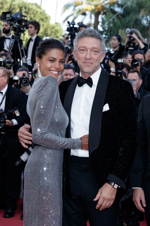 Vincent Cassel et sa fiancée Tina Kunakey - Montée des marches du film " Les Filles du Soleil " lors du 71ème Festival International du Film de Cannes. Le 12 mai 2018 © Borde-Jacovides-Moreau/Bestimage