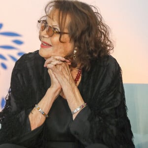 Claudia, née de sa relation avec Pasquale Squitieri, et Milo, qu'elle a eu avec Samon Takahashi.
Claudia Cardinale reçoit la médaille d'honneur du département des Bouches-du-Rhône à Marseille le 14 décembre 2019.