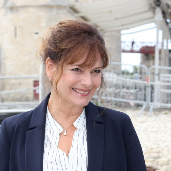 Cécilia Hornus au photocall de la série "Plus belle la vie" lors de la 23ème édition du Festival de la Fiction tv de la Rochelle 2021, à La Rochelle, France, le 18 septembre 2021. © Jean-Marc LHomer/Bestimage 