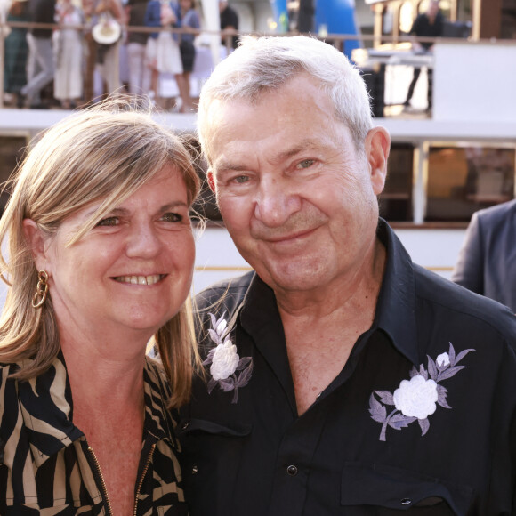 Martin Lamotte et Sophie - People au Trophée de la Pétanque Gastronomique à Paris Yacht Marina le 21 juin 2022. © Christophe Aubert via Bestimage  