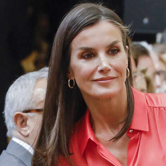 Le roi Felipe VI et la reine Letizia d'Espagne, assistent à la remise des prix "National Sports Awards" au Palais Royal d'El Pardo à Madrid, le 18 avril 2023. 