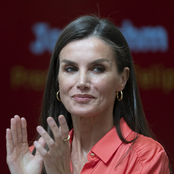Le roi Felipe VI et la reine Letizia d'Espagne, assistent à la remise des prix "National Sports Awards" au Palais Royal d'El Pardo à Madrid, le 18 avril 2023. 