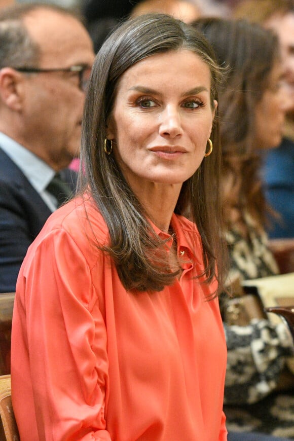 Le roi Felipe VI et la reine Letizia d'Espagne, assistent à la remise des prix "National Sports Awards" au Palais Royal d'El Pardo à Madrid, le 18 avril 2023. 