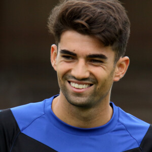 Enzo Zidane a pu retrouver toute la famille de son père, lui qui est originaire de la cité phocéenne
Enzo Zidane, fils de Zinedine Zidane et joueur de football professionel, participe à son premier match officiel avec son nouveau club Espagnol le "Deportivo Alaves" en amical contre le club Français TFC, Toulouse Football Club, à Saint Jean de Luz le 19 Juillet 2017. © Patrick Bernard-Christophe de Prada/ Bestimage