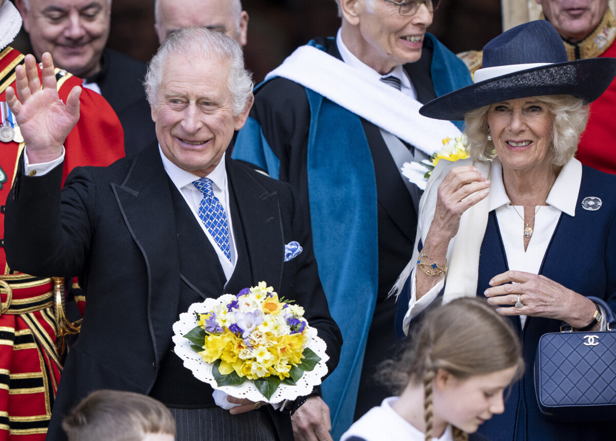 Photo Le Roi Charles Iii D Angleterre Et Camilla Parker Bowles Reine Consort D Angleterre