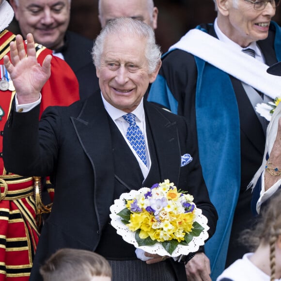 Le roi Charles III d'Angleterre et Camilla Parker Bowles, reine consort d'Angleterre, participent au Royal Maundy Service à York, où le roi distribuera cérémonieusement de petites pièces d'argent appelées "Maundy money", comme aumône symbolique aux personnes âgées. Le 6 avril 2023. 