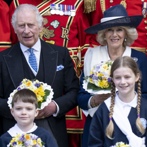 Le roi Charles III d'Angleterre et Camilla Parker Bowles, reine consort d'Angleterre, participent au Royal Maundy Service à York, où le roi distribuera cérémonieusement de petites pièces d'argent appelées "Maundy money", comme aumône symbolique aux personnes âgées. Le 6 avril 2023. 