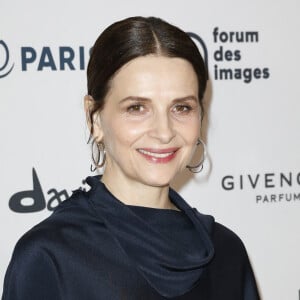 Juliette Binoche au photocall de la 28ème Cérémonie des Lumières de la presse internationale au Forum des Images à Paris le 16 janvier 2023. © Marc Ausset-Lacroix / Pierre Perusseau / Bestimage 