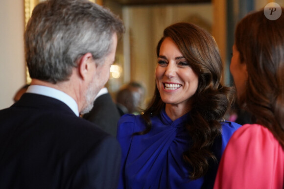 Kate Middleton a eu fois de plus montré toute sa dévotion à la famille royale.
Réception organisée par le roi Charles III, pour les invités étrangers assistant à son couronnement au palais de Buckingham à Londres Catherine (Kate) Middleton, duchesse de Cambridge, le prince Frederik de Danemark et la princesse Mary de Danemark. Réception organisée par le roi Charles III, pour les invités étrangers assistant à son couronnement au palais de Buckingham à Londres, Royaume Uni, le 5 mai 2023.