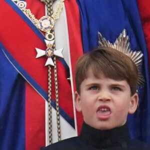 Le prince Louis de Galles - La famille royale britannique salue la foule sur le balcon du palais de Buckingham lors de la cérémonie de couronnement du roi d'Angleterre à Londres le 5 mai 2023. 