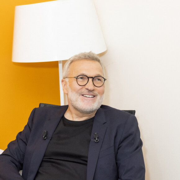 Exclusif - Laurent Ruquier en backstage de la dernière émission de L.Ruquier pour "On Est En Direct (OEED)", présentée par L.Ruquier et L.Salamé, et diffusée en direct sur France 2, à Paris, France, le 4 juin 2022. © Jack Tribeca/Bestimage