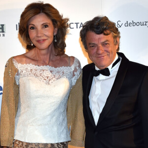 Exclusif -  Béatrice Schönberg et son mari Jean Louis Borloo - Soirée de Gala "Africa on the Rock" de l'AMREF Flying Doctors en partenariat avec la Fondation Princesse Charlene de Monaco à l'hôtel de Paris, le 17 octobre 2015 à Monaco.