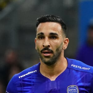 Adil Rami (Troyes) lors du match de Ligue 1 Uber Eats "Marseille - Troyes (3-1)" au stade Vélodrome, le 16 avril 2023.