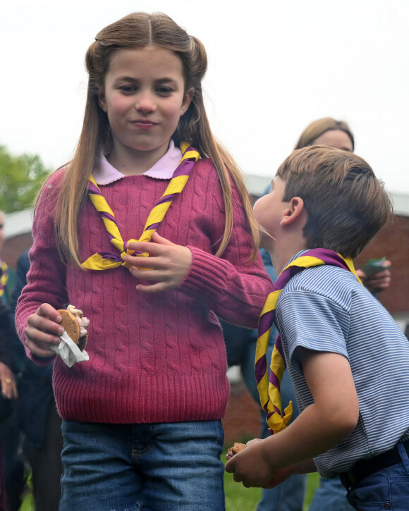 La princesse Charlotte de Galles, Le prince Louis de Galles - Le prince et la princesse de Galles, accompagnés de leurs enfants, participent à la journée du bénévolat "Big Help Out" à Slough, le 8 mai 2023. Cet événement, invitant les Britanniques à effectuer des actions caritatives, marque le point final des festivités du couronnement du roi d'Angleterre et de la reine consort, célébré le 6 mai 2023 à l'abbaye de Westminster à Londres. 