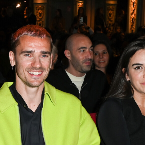 Antoine Griezmann et sa femme Erika Choperena - Inauguration de la statue de cire de "Antoine Griezmann" au musée Grévin à Paris le 6 mars 2023. © Coadic Guirec/Bestimage