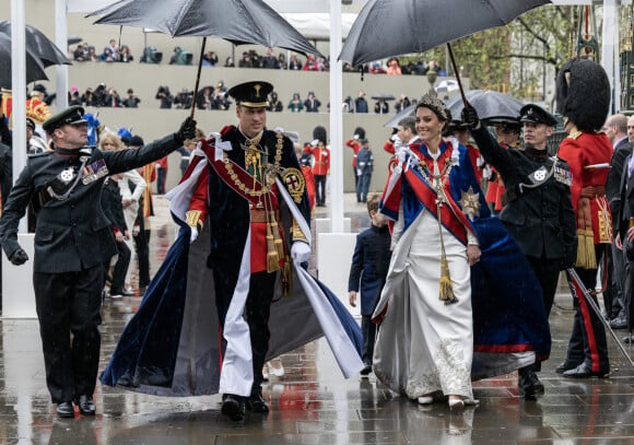 Sortie de la cérémonie de couronnement du roi d'Angleterre à l'abbaye de Westminster de Londres Le prince William, prince de Galles, et Catherine (Kate) Middleton, princesse de Galles,lors de la cérémonie de couronnement du roi d'Angleterre à Londres, Royaume Uni, le 6 mai 2023. 