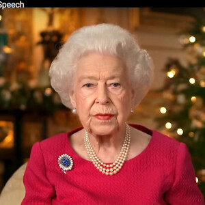Le discours de Noël 2021 de la reine Elizabeth II d'Angleterre le 25 décembre 2021 au château de Windsor © Youtube via Bestimage 