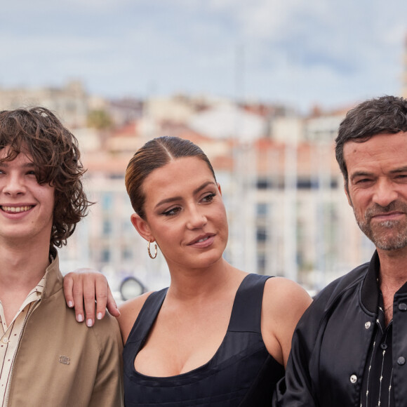 Paul Kircher, Adèle Exarchopoulos, Romain Duris au photocall de "Le règne animal" lors du 76ème Festival International du Film de Cannes, le 18 mai 2023. © Jacovides/Moreau/Bestimage 