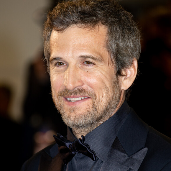 Guillaume Canet a monté les marches ce dimanche soir à Cannes. 
Guillaume Canet - Montée des marches du film " Acide " lors du 76ème Festival International du Film de Cannes, au Palais des Festivals à Cannes. © Jacovides-Moreau / Bestimage 