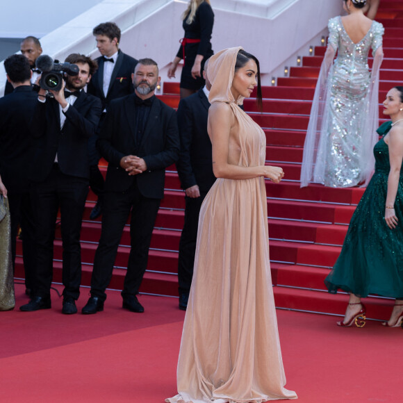 Nabilla Benattia-Vergara - Montée des marches du film " Club Zéro " lors du 76ème Festival International du Film de Cannes, au Palais des Festivals à Cannes. Le 22 mai 2023 © Olivier Borde / Bestimage