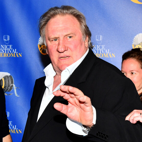 "Anorexie, boulimie, hyperphagie... Il y a eu des périodes de scarification, alcool, prise de médicaments... En fait, tous les symptômes qu'on connait", a révélé la native d'Aix-en-Provence.
Gérard Depardieu lors de la soirée de clôture de la 3eme édition du Festival Cinéroman à Nice, le 24 octobre 2021 © Bruno Bebert / Bestimage