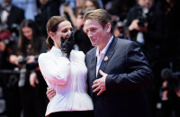 Benoît Magimel et Juliette Binoche ensemble au 76 Festival de Cannes pour "La Passion de Dodin Bouffant" de Tran Anh Hung.