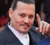 Johnny Depp est ravi de la nouvelle compagne de Lily-Rose Depp
Johnny Depp - Montée des marches du film " Jeanne du Barry " pour la cérémonie d'ouverture du 76ème Festival International du Film de Cannes, au Palais des Festivals à Cannes. Le 16 mai 2023 © Jacovides-Moreau / Bestimage 