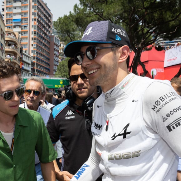 Tom Holland et son frère Paddy Holland - People sur la grille de départ lors du 80ème Grand Prix de Monaco de Formule 1 à Monaco le 28 mai 2023. © Olivier Huitel/Pool Monaco