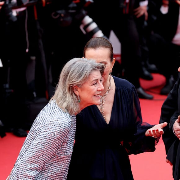 La princesse Caroline de Hanovre, Carole Bouquet - Montée des marches du film " Killers of the flower moon " lors du 76ème Festival International du Film de Cannes, au Palais des Festivals à Cannes. Le 20 mai 2023 © Jacovides-Moreau / Bestimage 