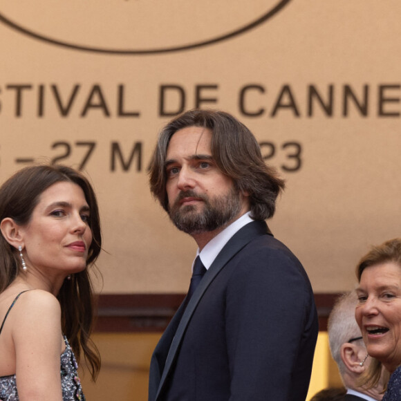 Carole Bouquet, Michel Denisot, la princesse Caroline de Hanovre, Charlotte Casiraghi et Dimitri Rassam, Thomas Langmann - Montée des marches du film " Killers of the flower moon " lors du 76ème Festival International du Film de Cannes, au Palais des Festivals à Cannes. Le 20 mai 2023 © Olivier Borde / Bestimage 