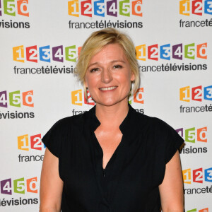 Anne-Elisabeth Lemoine lors du photocall de la présentation de la nouvelle dynamique 2017-2018 de France Télévisions. Paris, le 5 juillet 2017. © Guirec Coadic/Bestimage