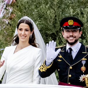 Rania de Jordanie a fait sensation.
Rajwa al Saif - Mariage du prince Hussein de Jordanie et de Rajwa al Saif, au palais Zahran à Amman (Jordanie).