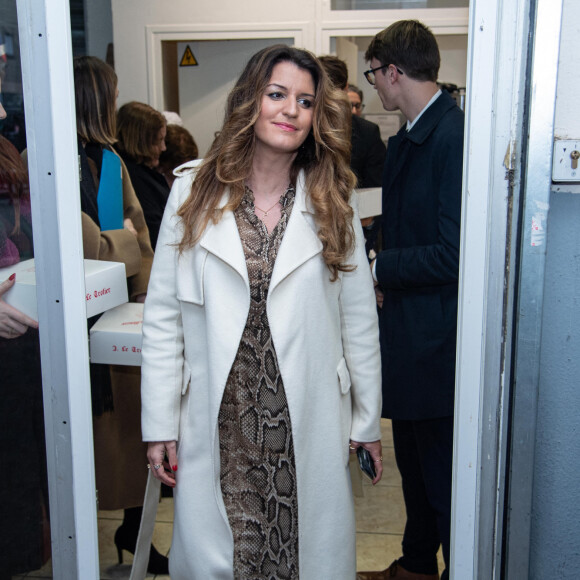 Marlène Schiappa à l'association "Action Insertion Solidarité" à Champigny-sur-Marne, le 13 janvier 2023.
© Baptiste Autissier / Panoramic / Bestimage