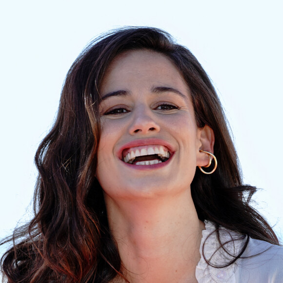 Elle s'est confiée lors d'une longue interview.
Lucie Lucas au photocall de la série "Cannes confidential" lors de la 5ème saison du festival International des Séries "Canneseries" à Cannes le 5 avril 2022. © Norbert Scanella / Panoramic / Bestimage 