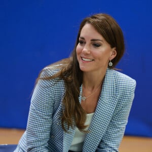 Kate Middleton s'est rendue au Windsor Family Hub à Windsor.
Catherine (Kate) Middleton, princesse de Galles, au Windsor Family Hub à Windsor. Cette visite a pour but d'en savoir plus sur le travail effectué par l'organisation pour fournir un soutien aux familles de Windsor, Maidenhead et des environs. 