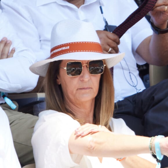 Julien Courbet et sa femme Catherine en tribunes lors des Internationaux de France de tennis de Roland Garros 2023, à Paris, France, le 6 juin 2023. © Jacovides-Moreau/Bestimage