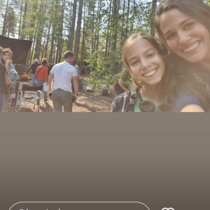 Sur Instagram, Lucie Lucas a multiplié les stories dévoilant sa fille heureuse.
Lucie Lucas emmène sa fille Moïra sur le tournage de la série "Clem" à Paris. Instagram